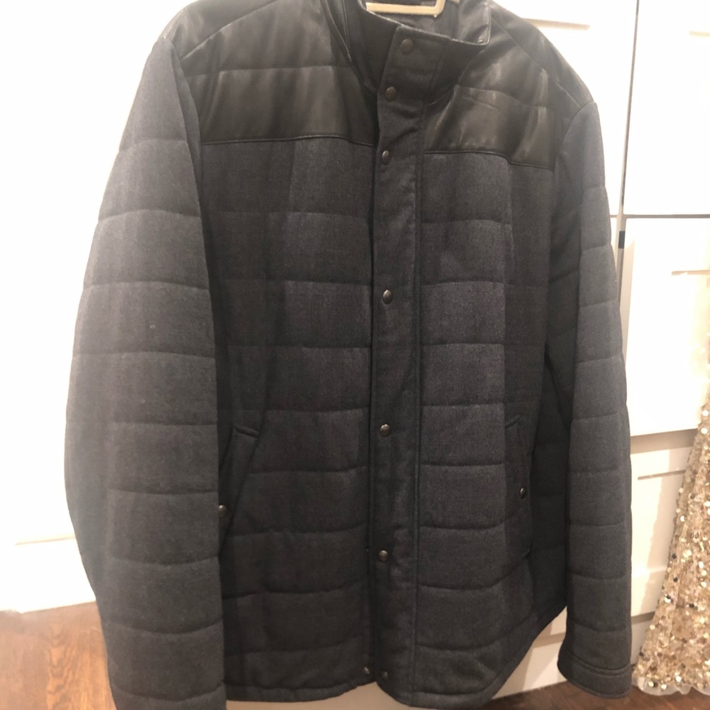 Men’s Vince black bomber jacket
